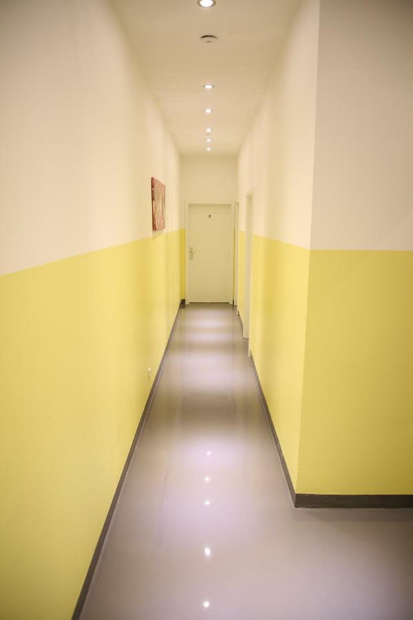 Franken Motel เฟือร์ท ภายนอก รูปภาพ
